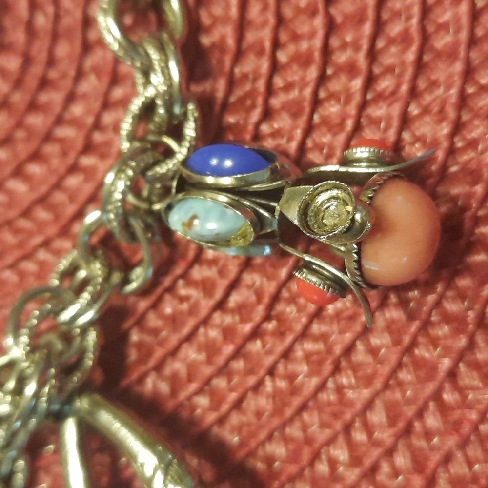 Silvertone bracelets - Picture 2 of 6